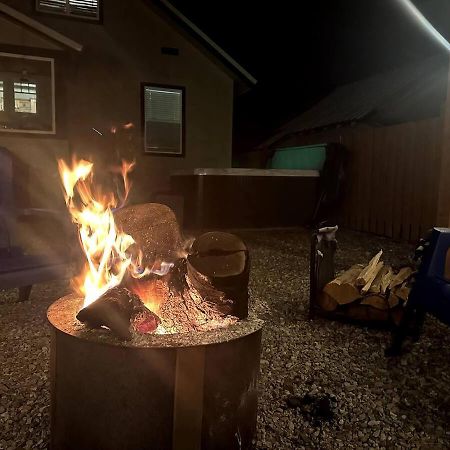 Close To Hiawatha Tr And Biking With Hot Tub Уоллес Экстерьер фото